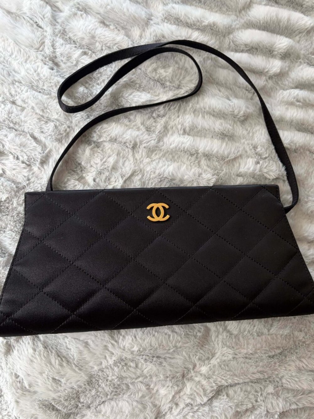 Vintage Chanel Satin Frame Clutch - Picture 2 of 12